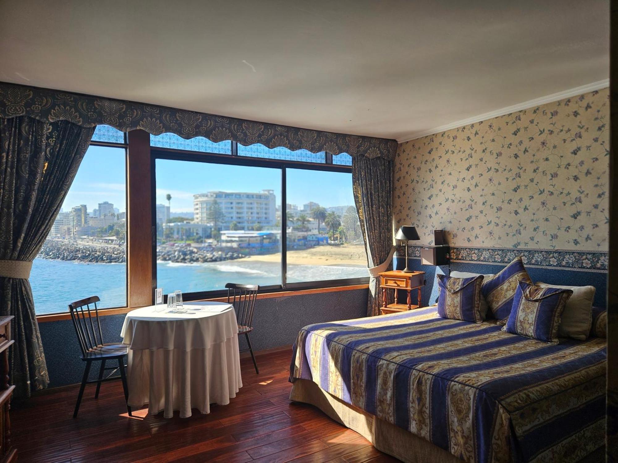 Hotel Restaurant Capducal فينيا ديل مار المظهر الخارجي الصورة