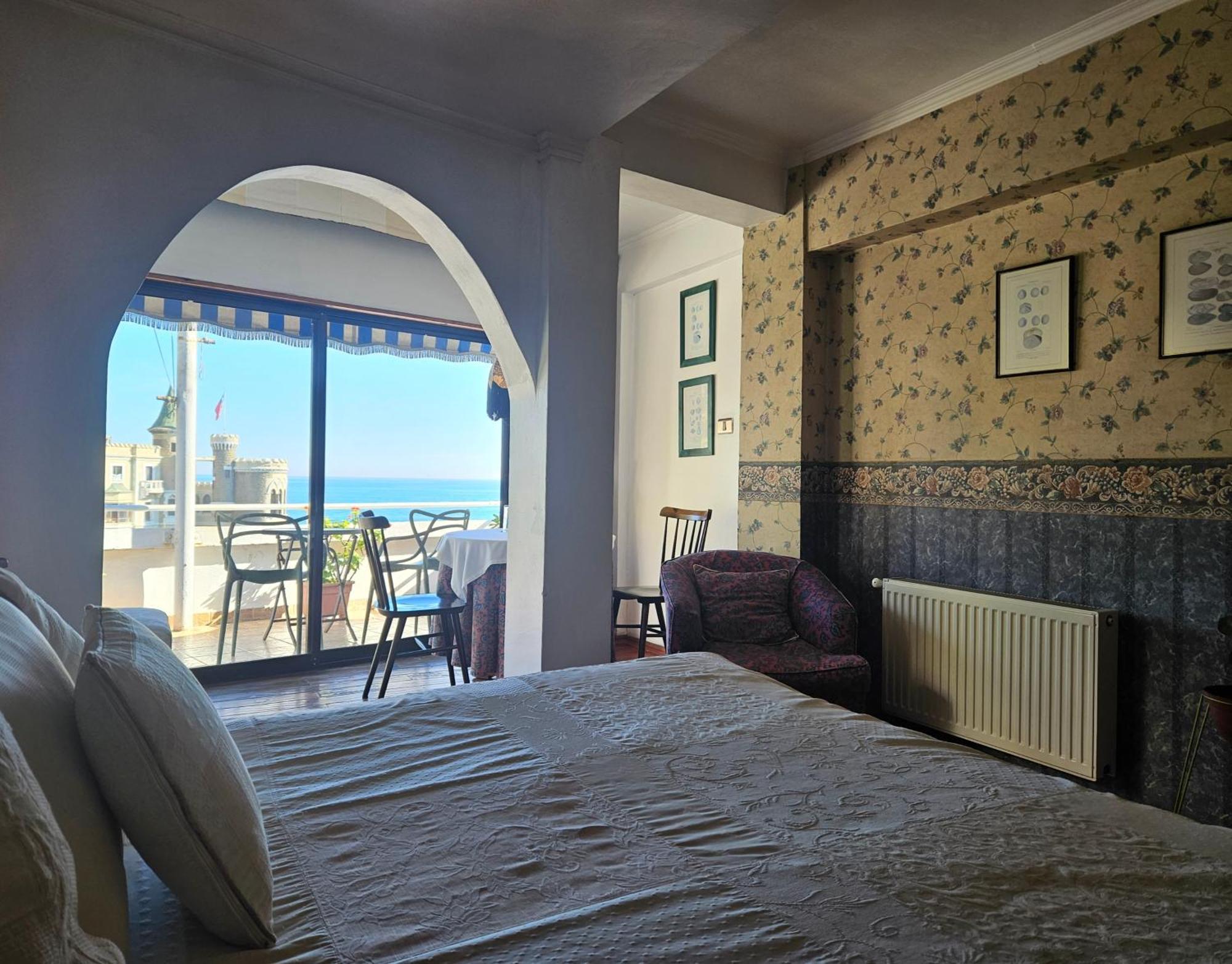 Hotel Restaurant Capducal فينيا ديل مار المظهر الخارجي الصورة