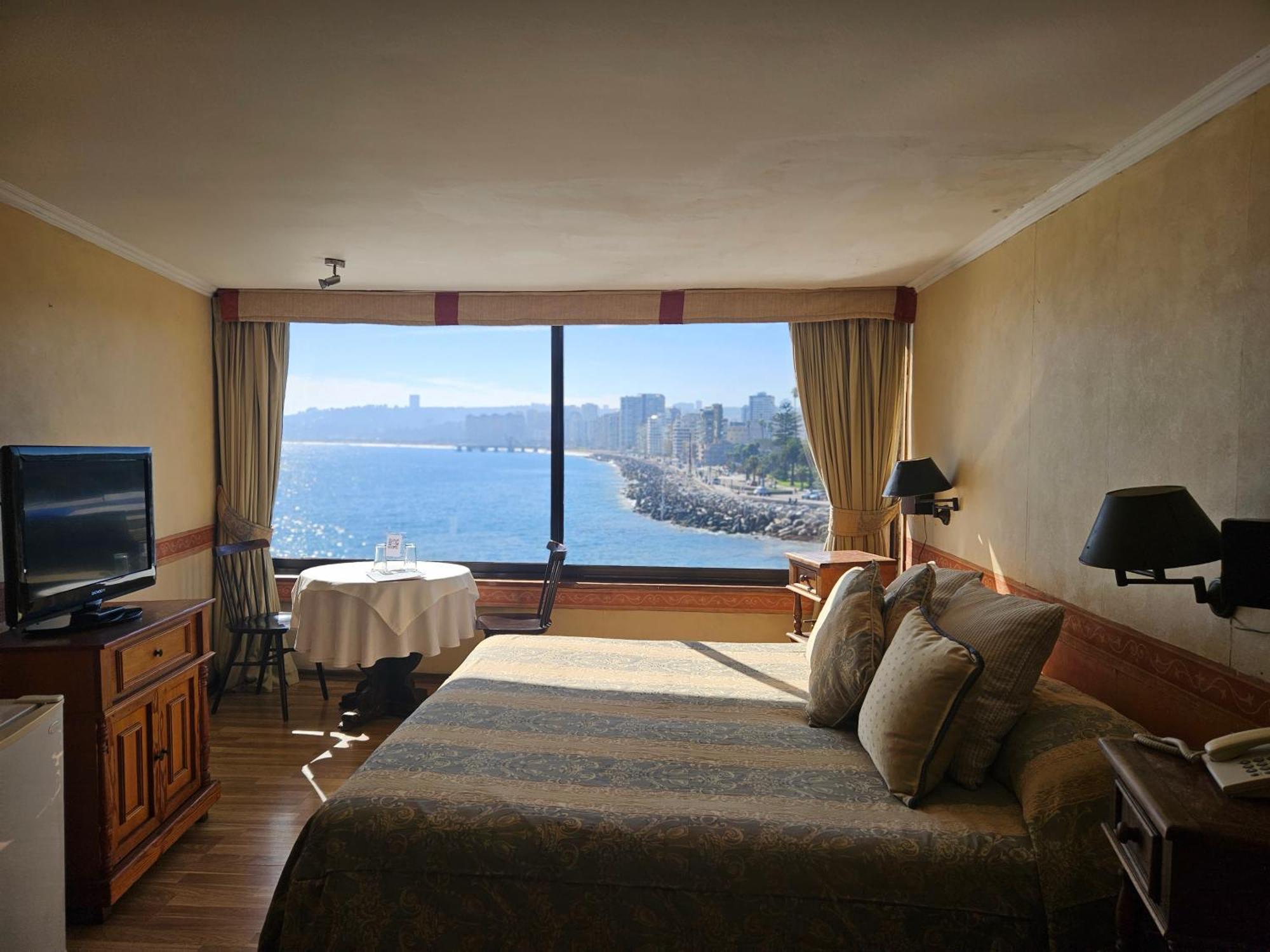 Hotel Restaurant Capducal فينيا ديل مار المظهر الخارجي الصورة